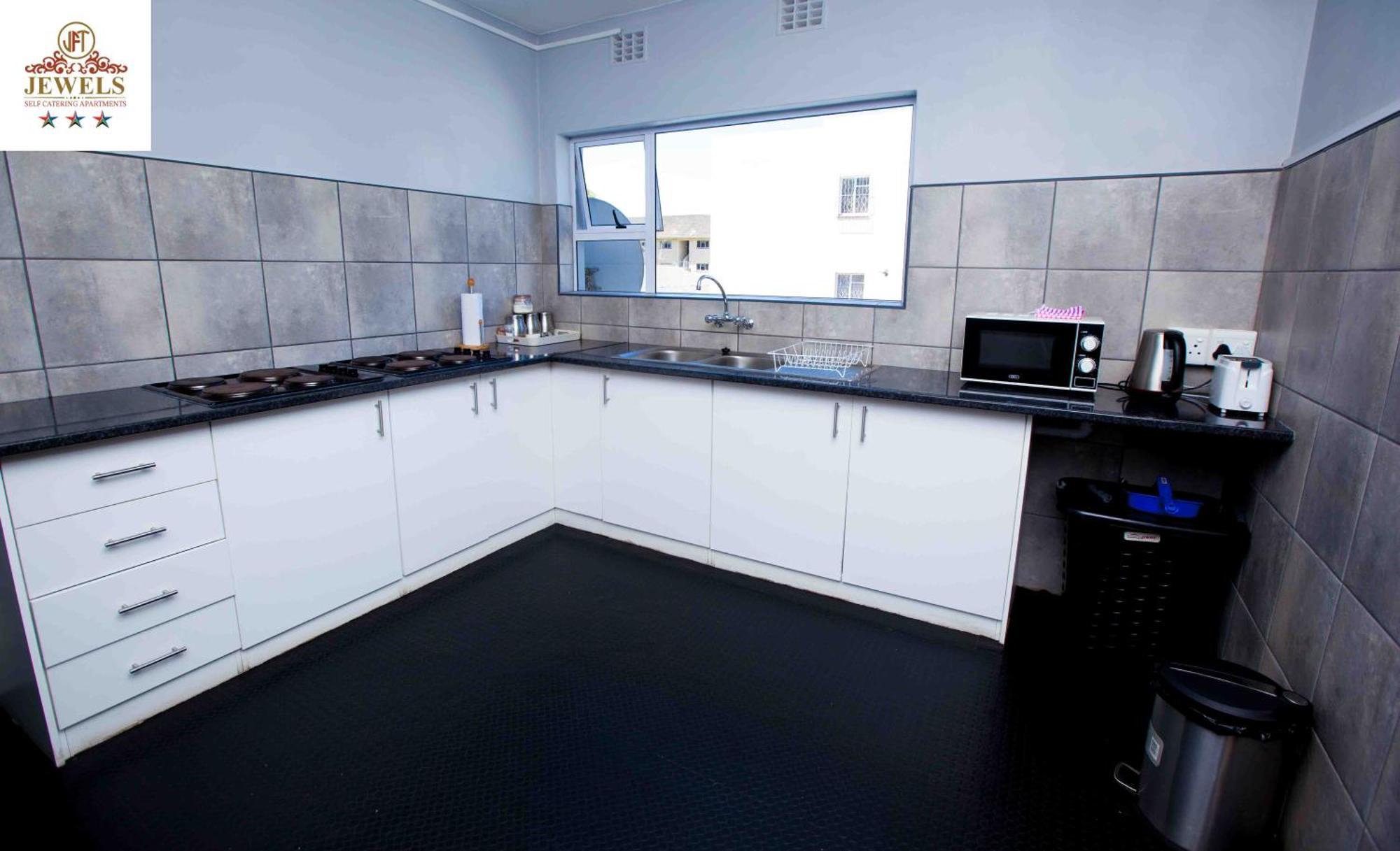 Jft Self Catering Units Bed & Breakfast East London Exterior foto