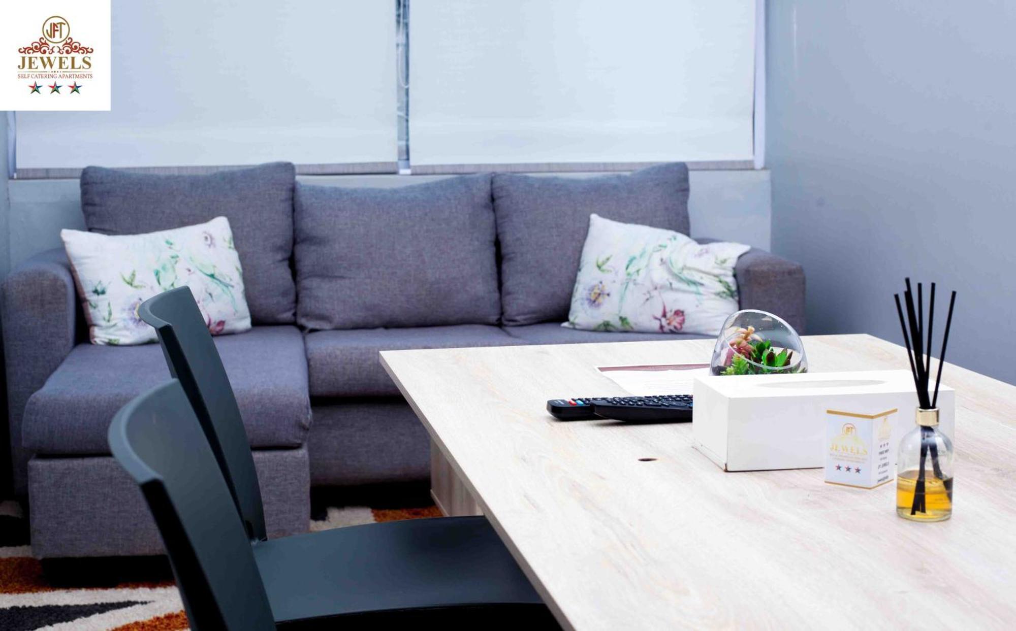 Jft Self Catering Units Bed & Breakfast East London Exterior foto